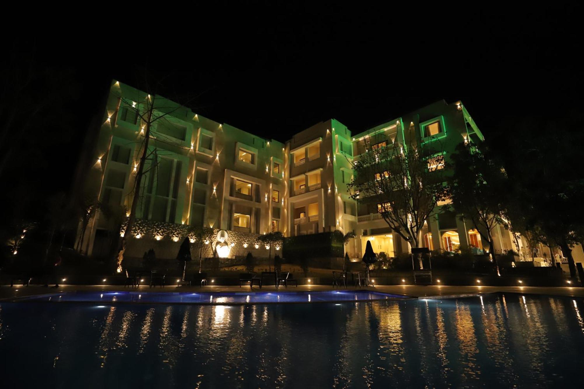 Essentia Luxury Resort & Spa Udaipur Exterior foto